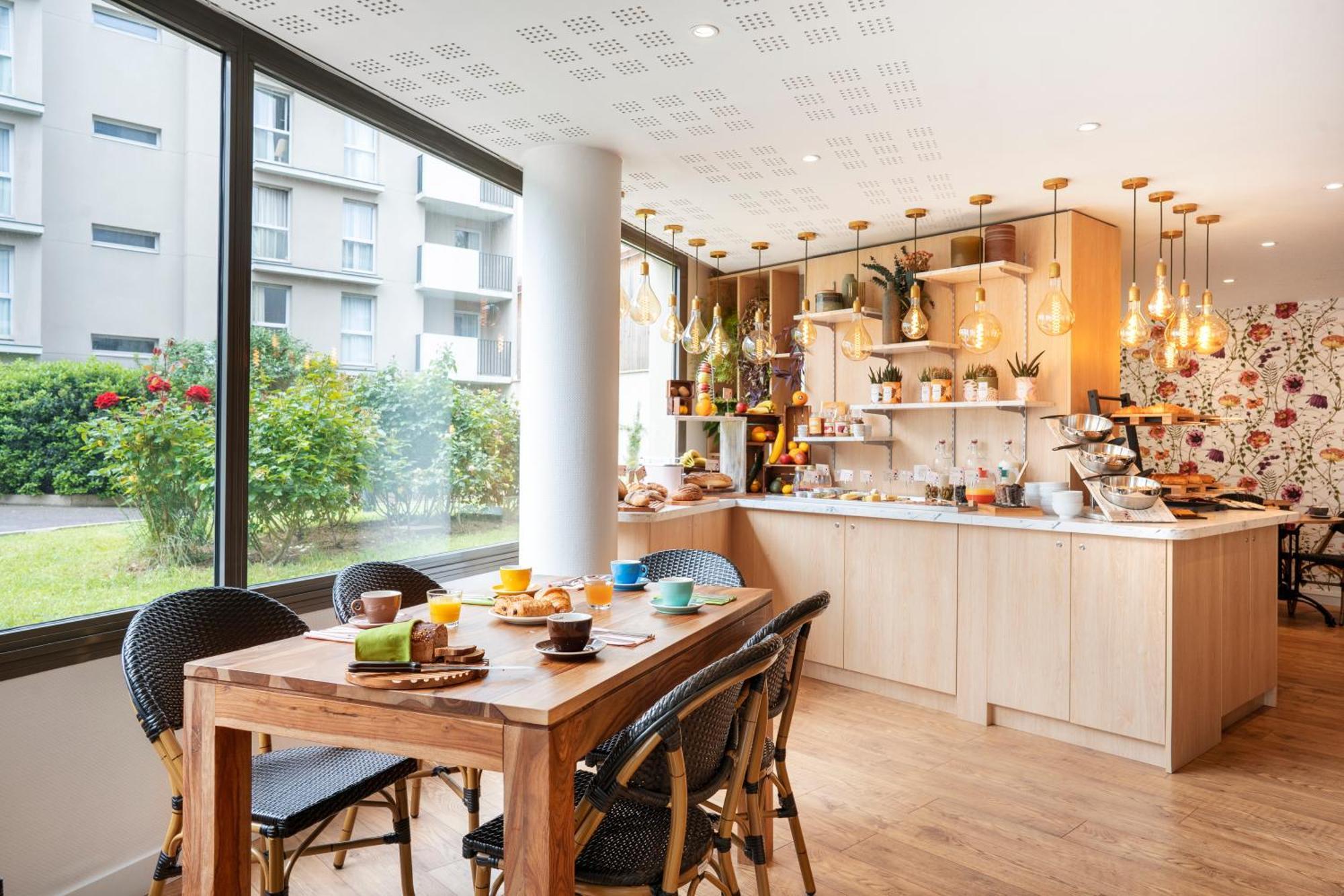 Sejours & Affaires Paris-Malakoff Aparthotel Bagian luar foto